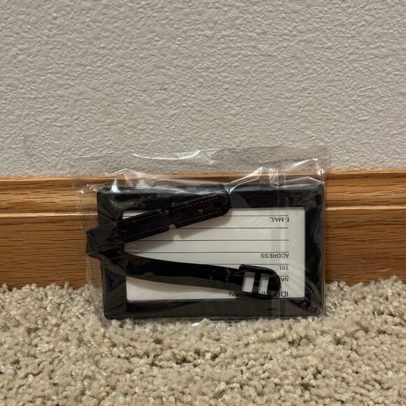 Jonas Brothers 2025 Tour VIP Package Towel & Luggage Tag - Picture 4 of 4